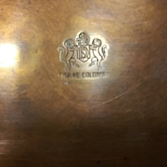 Vintage Colonial Empire Copper Box - Picture 4 of 7